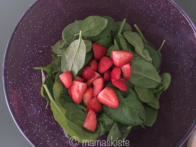 Spinat und Erdbeeren